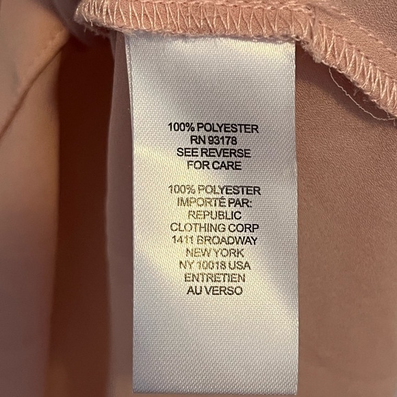 T Tahari Pink Blouse with Cuffed Sleeves and Mandarin Collar in Light Blush NWT - Picture 7 of 9